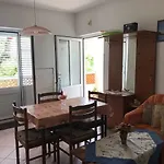 By The Sea Banjol, Rab - 15679 Apartamento *